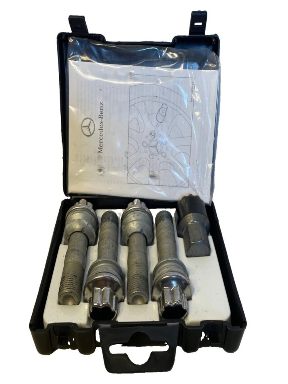 Mercedes Wheel Lock Kit A0009909819 Silver/Case A0009909719 Genuine OEM M15 Key